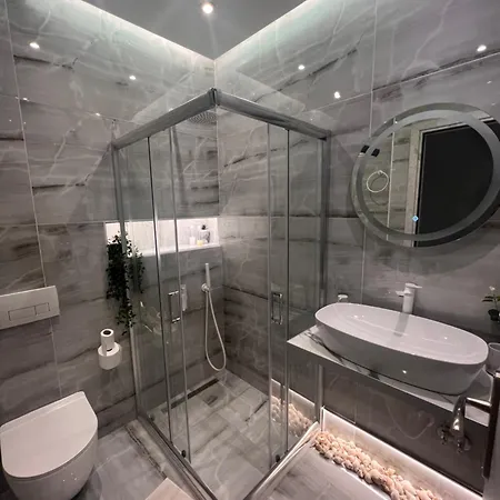 Luxury Black And White Interior & Rooftop Terrace * Kalamata