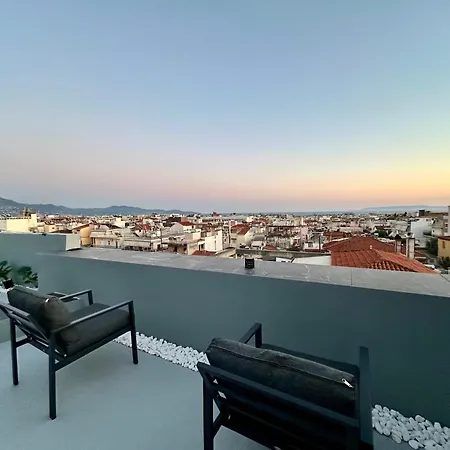 Luxury Black And White Interior & Rooftop Terrace *