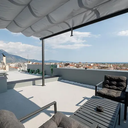 Apartment Luxury Black And White Interior & Rooftop Terrace Kalamata
