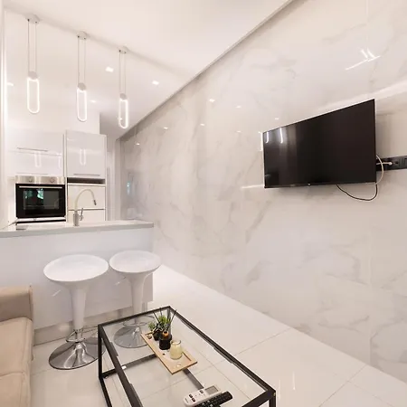 Luxury Black And White Interior & Rooftop Terrace Apartment Kalamata