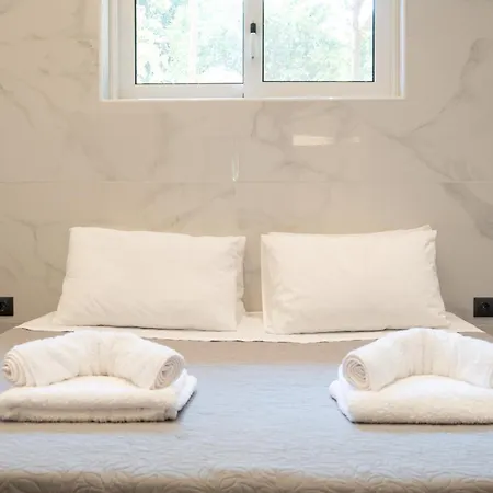 Luxury Black And White Interior & Rooftop Terrace * Kalamata