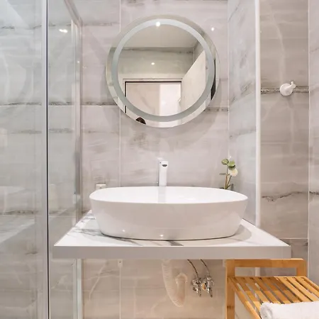Luxury Black And White Interior & Rooftop Terrace Apartment Kalamata
